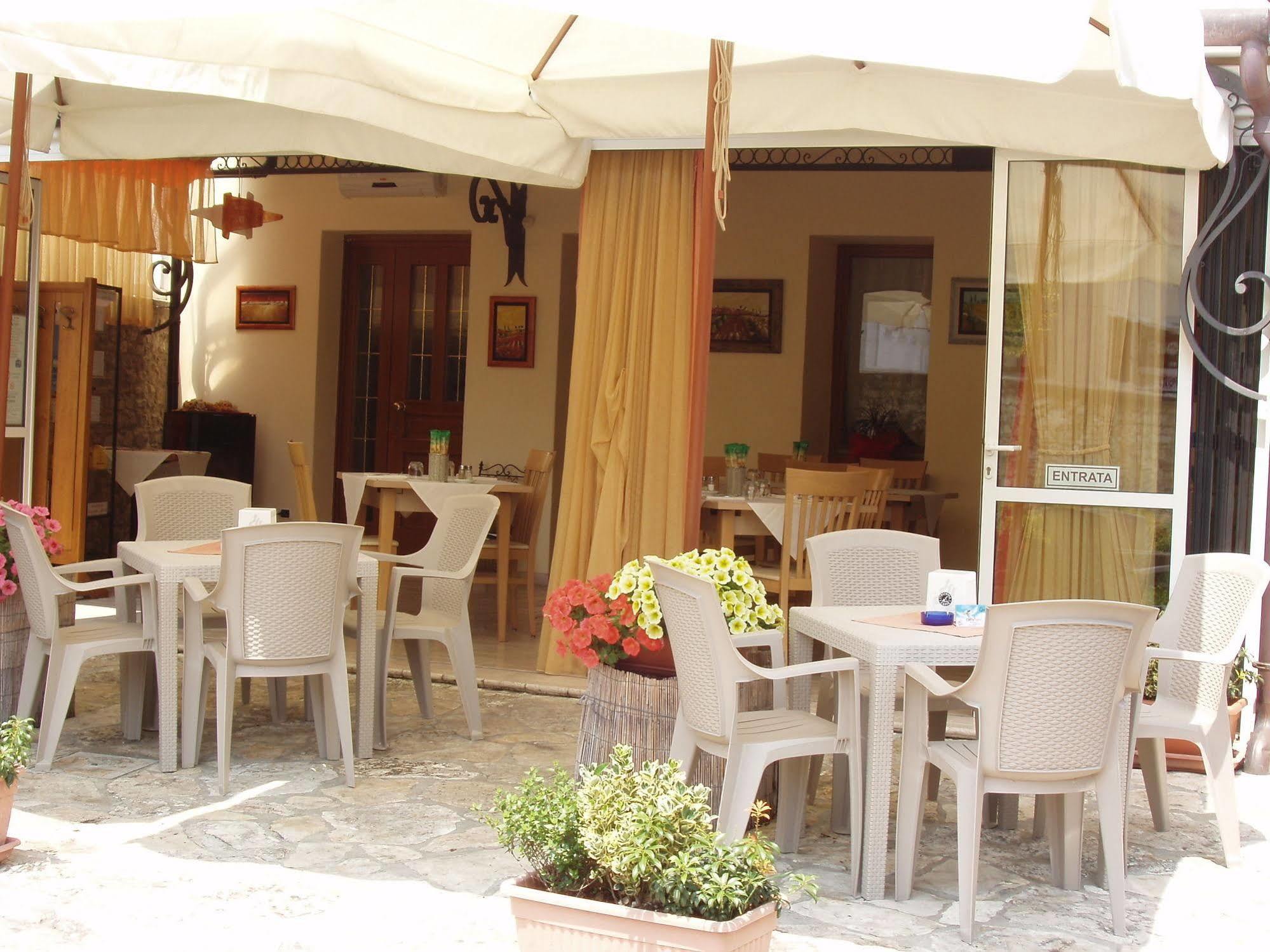 Locanda Ai Archi Di Andreola Monica 파라디솔리고 외부 사진